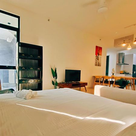 Beacon Executive Suite At Georgetown For 10Pax And 2 Bed Room Экстерьер фото