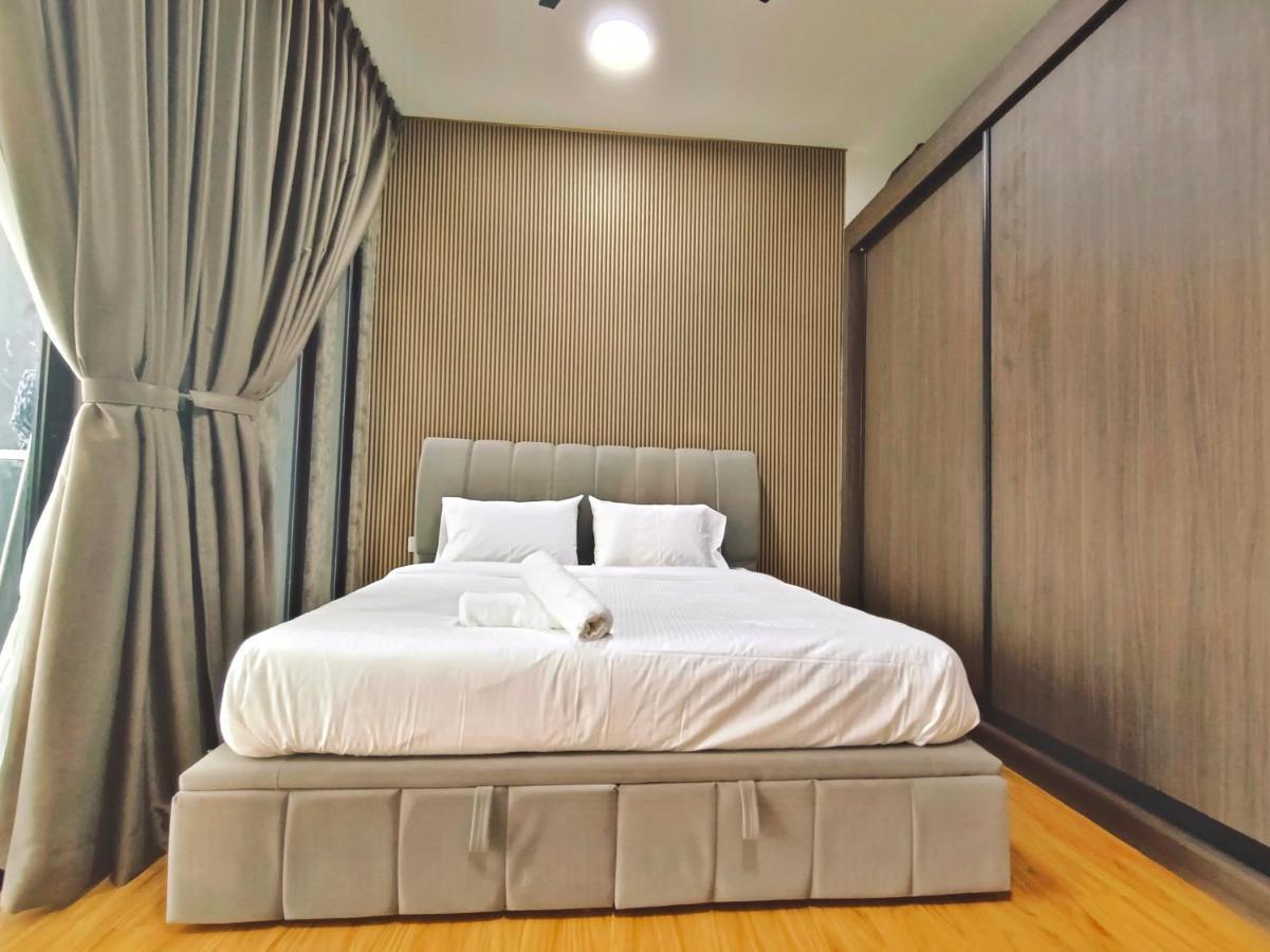 Beacon Executive Suite At Georgetown For 10Pax And 2 Bed Room Экстерьер фото