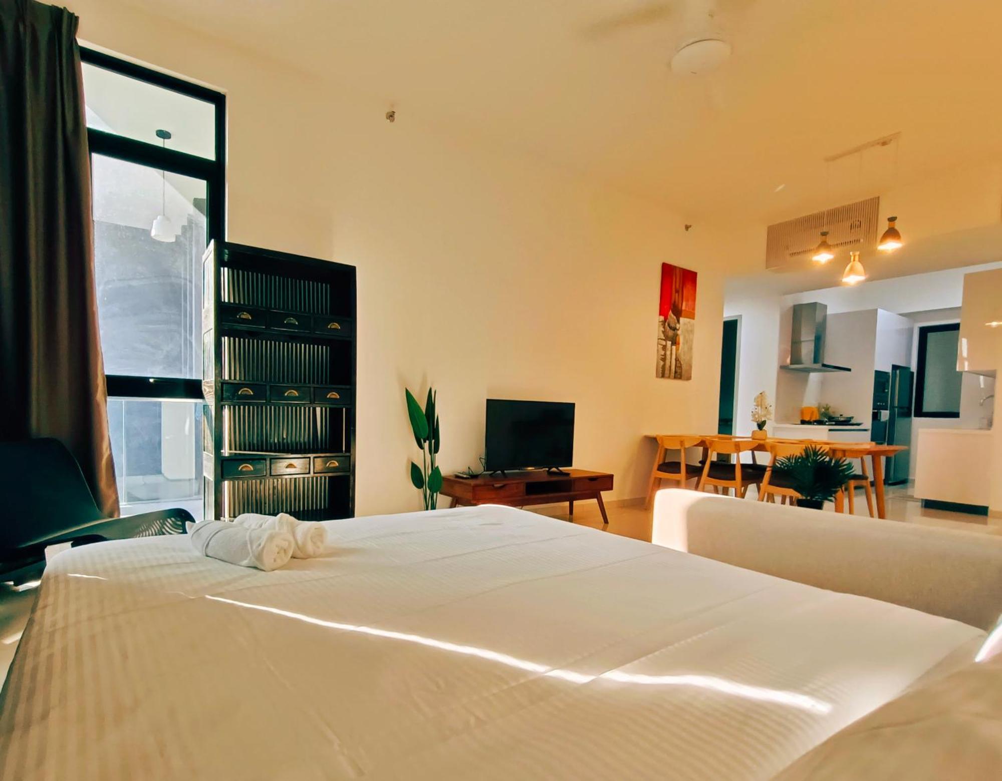Beacon Executive Suite At Georgetown For 10Pax And 2 Bed Room Экстерьер фото