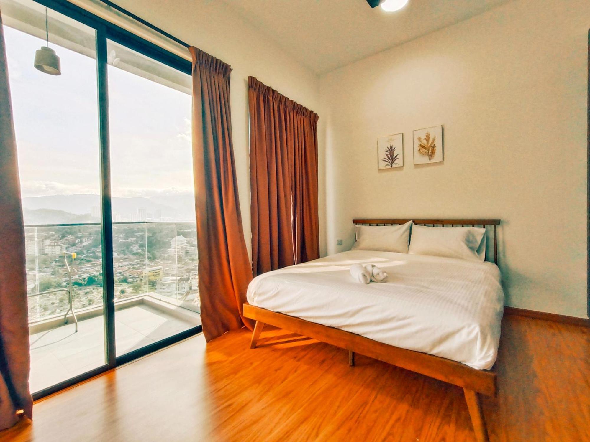 Beacon Executive Suite At Georgetown For 10Pax And 2 Bed Room Экстерьер фото